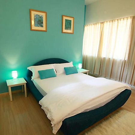 Chymes Hotel タンジュンブンガ エクステリア 写真
